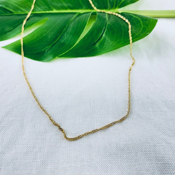 18K Yellow Gold Plated Stainless Steel Twisted Water Wave Chain Necklace - Picture 6 of 11